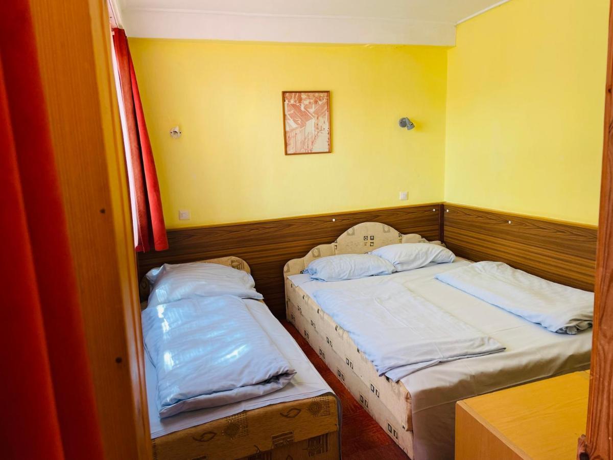 Rév Szálló Balaton Szántód Exterior foto