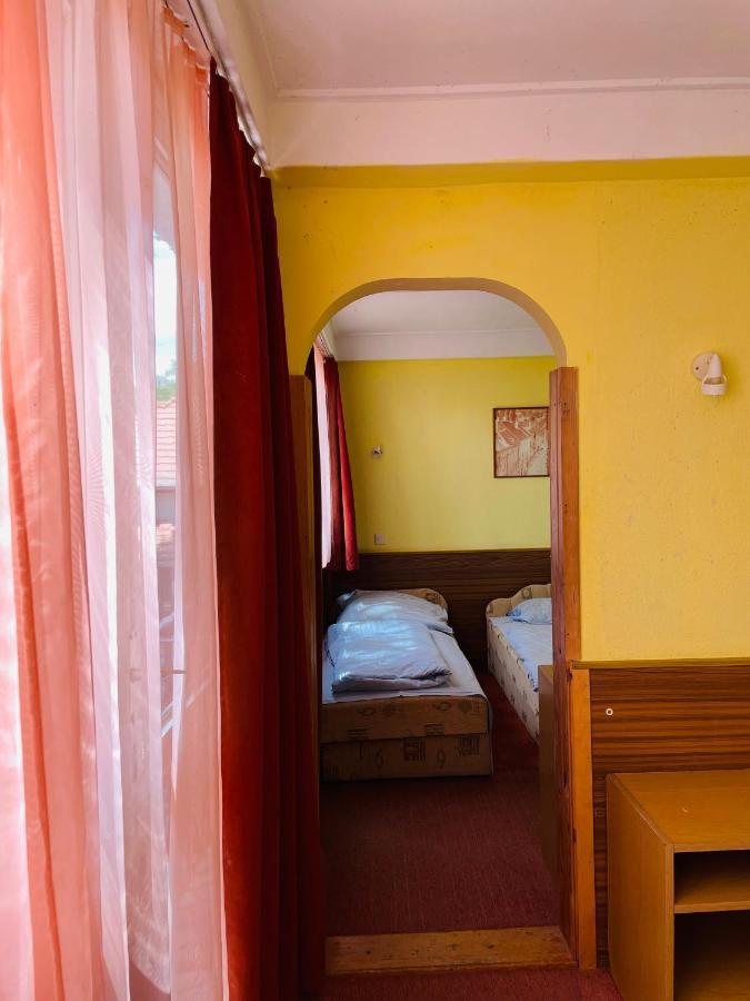Rév Szálló Balaton Szántód Exterior foto